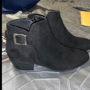 Black Booties (brand new!!)